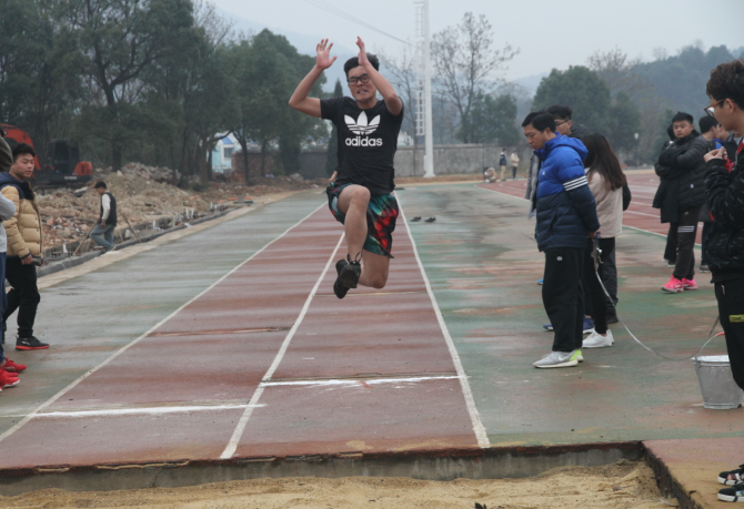 1514174580864040654.png 跳远 边.png