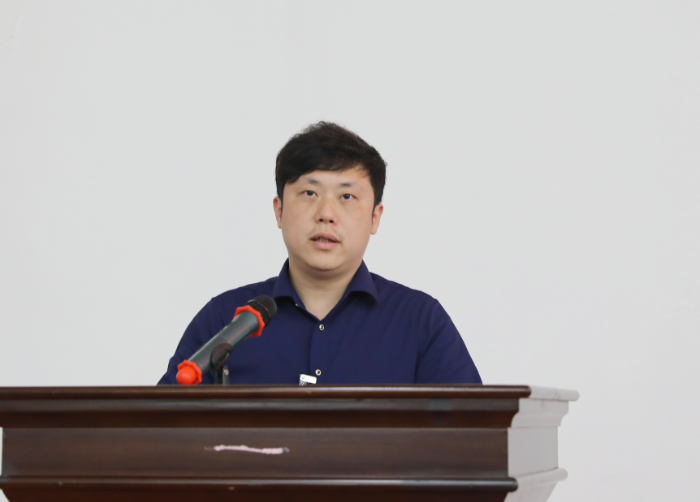 杨锴.png
