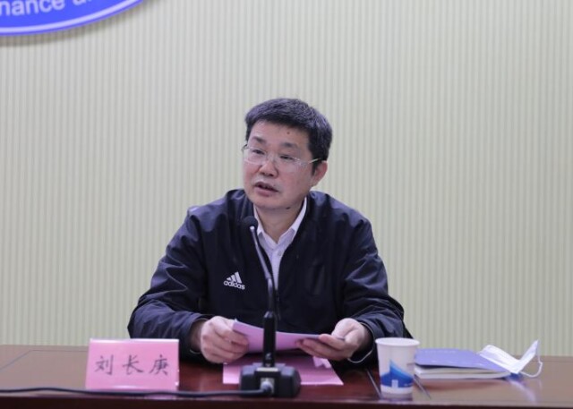 钱能钱包召开会议研究部署新学期工作